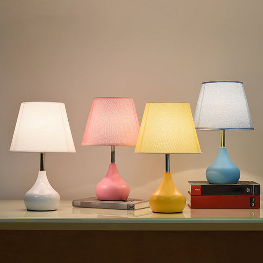 Valentina - Conical Study Room Table Light: Modern Reading Lamp With Vase Base In