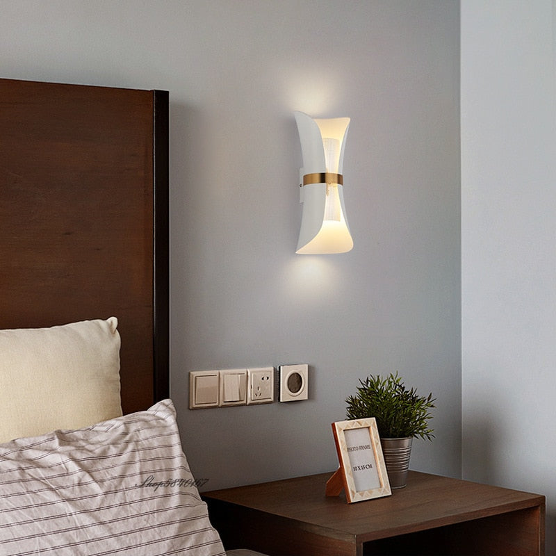 Lara’s Black &amp; Gold Led Wall Sconce For Bedroom Aisle Living Room Light