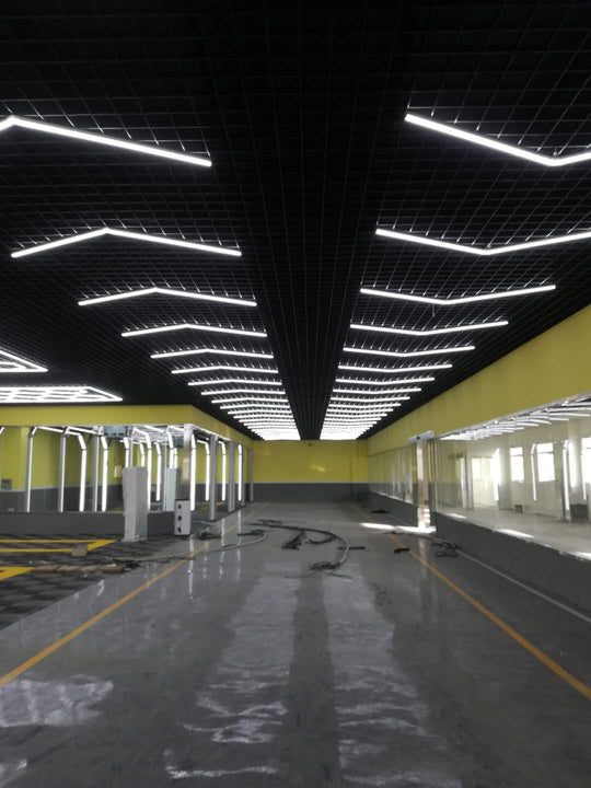 High Lumen Work Lamp Arrow Shape Indicator Light For The Showroom And Commercial Uses Ceiling