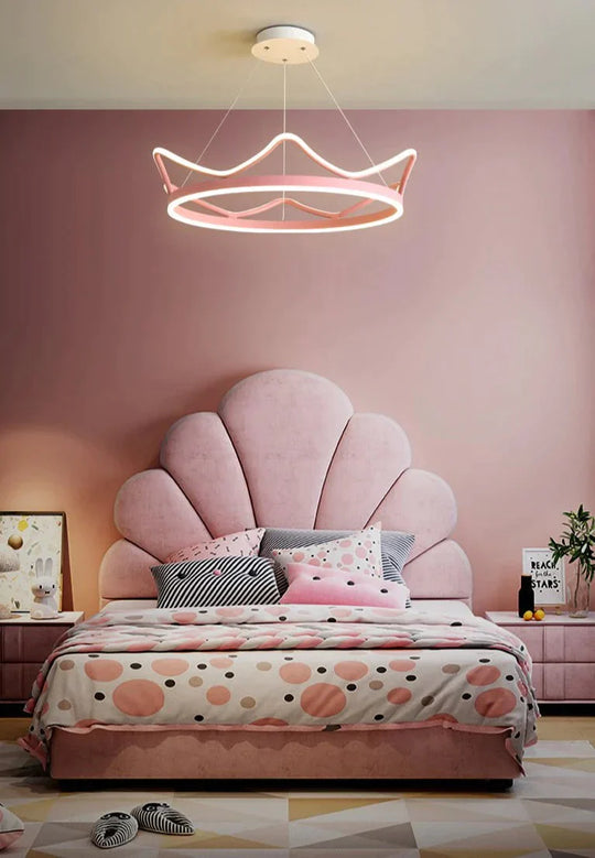 The Living Room Is Simple With Modern Crown Led Chandeliers Pendant